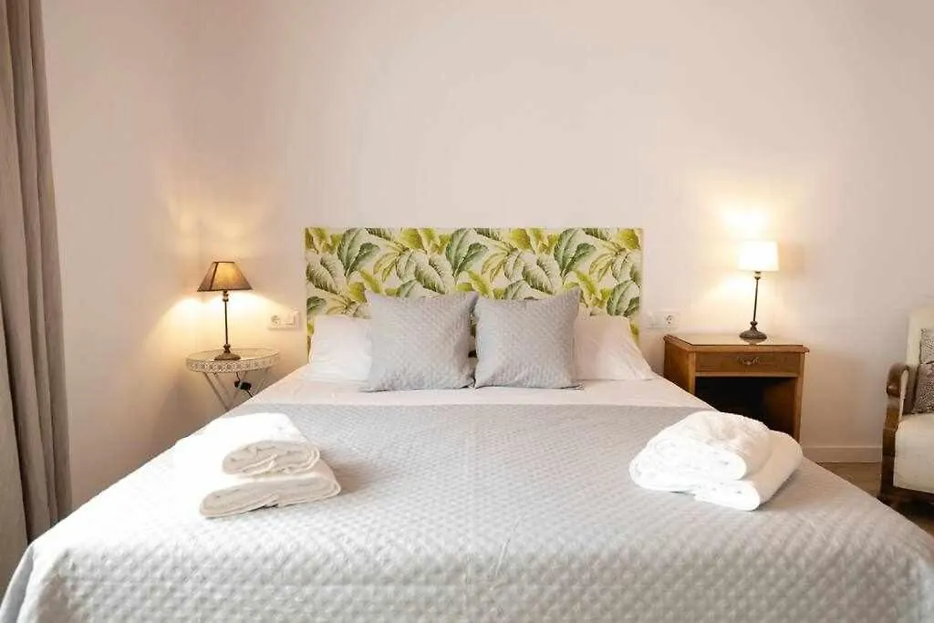 Newly Renovated Room W Pool & Bikeparking Girona 0*,  Spain