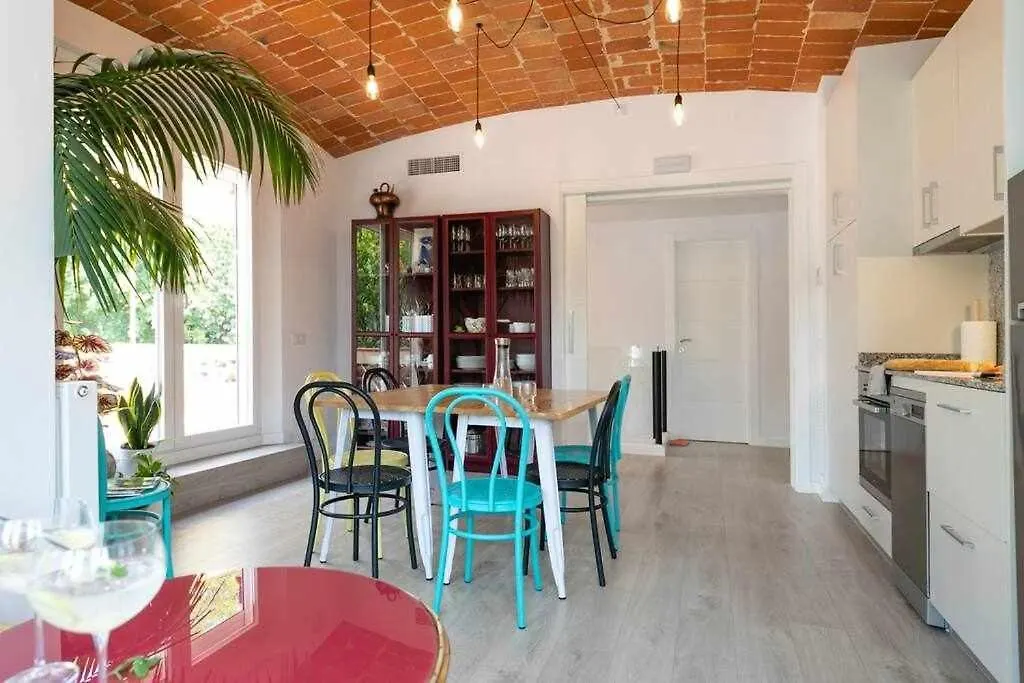 Guest house Newly Renovated Room W Pool & Bikeparking Girona Spain