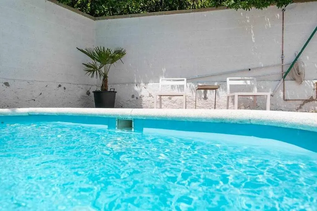 Newly Renovated Room W Pool & Bikeparking Girona 0*,