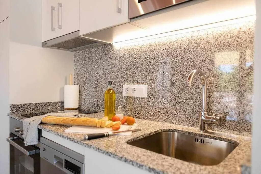 Pensionat Newly Renovated Room W Pool & Bikeparking Girona Spanien